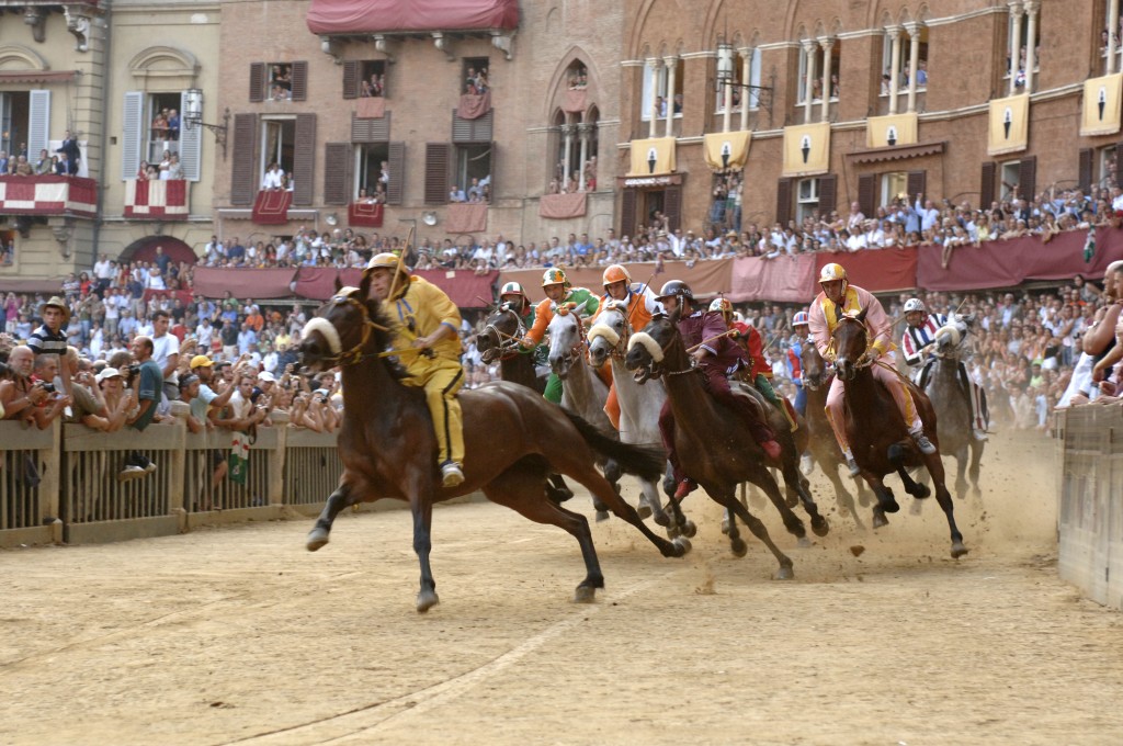 Palio horserace Siena and Tuscany private tours with local guide